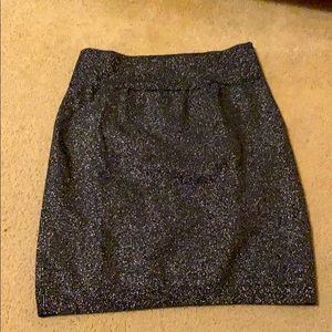 Black flexible skirt